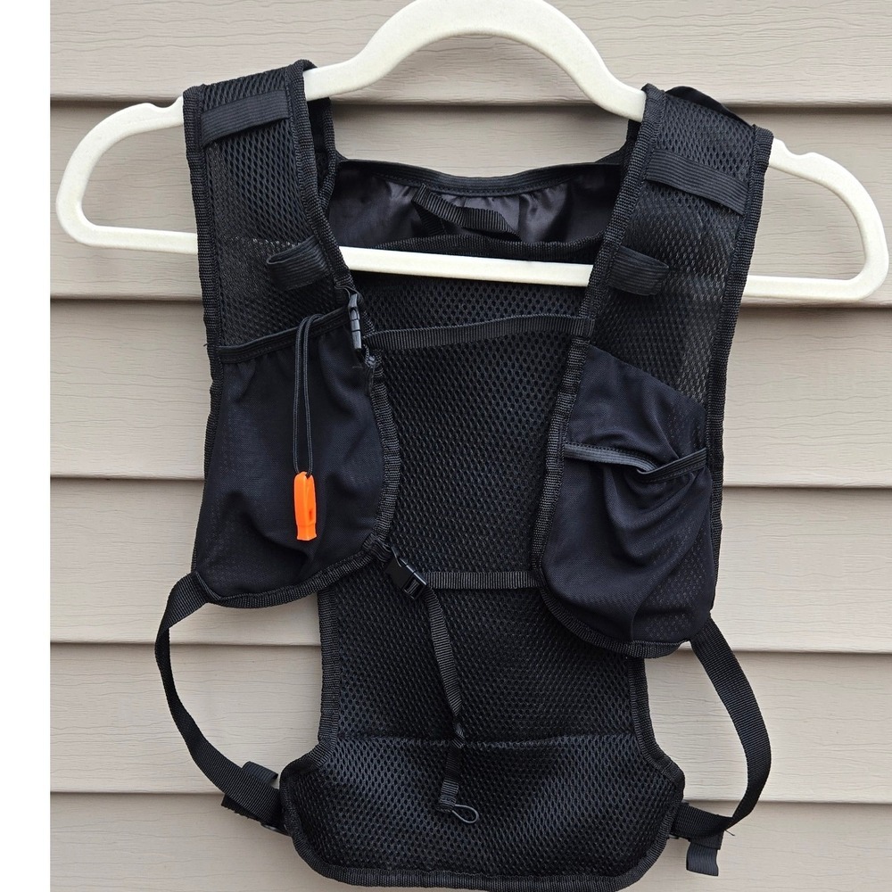 Black Hydration Running Vest Reflective Mesh Trail Training Pack with Whistle